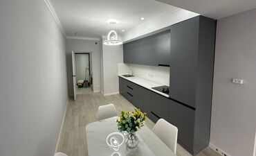 Продажа домов: 2 комнаты, 65 м², Элитка, 8 этаж, Евроремонт