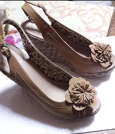 air force crno bele: Bež ženske sandale na punu petu (espadrile stil) - Model: slingback — 2