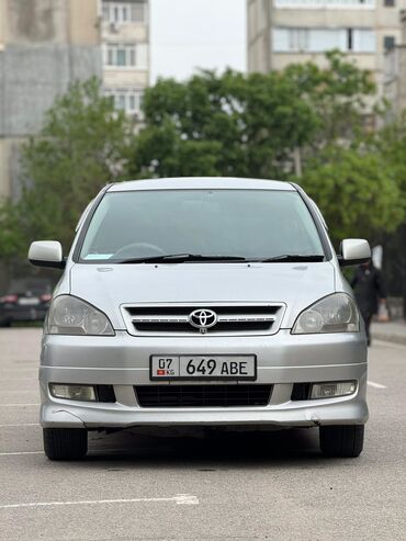 Продажа авто: Toyota Ipsum: 2002 г., 2.4 л, Автомат, Газ, Минивэн