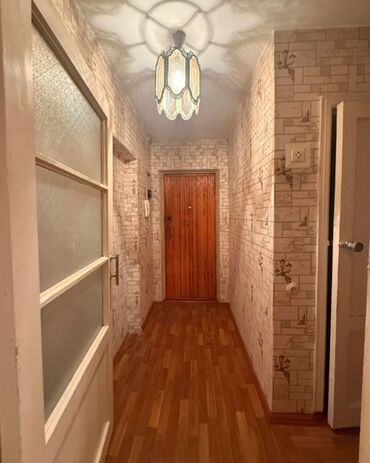 ищу квартирантов: 3 комнаты, 58 м², 104 серия, 4 этаж, Старый ремонт