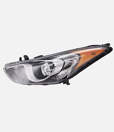 Ehtiyat hissələri: HYUNDAİ ELANTRA 2011/2014 ÖN FARALAR
ORJİNAL — 1