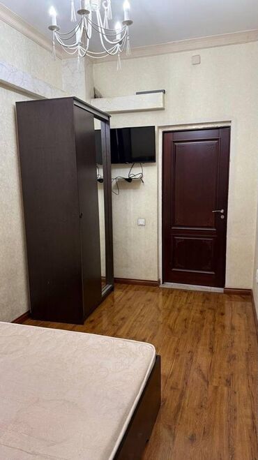 сдаю квартиру в барачном доме: 2 комнаты, 61 м², Элитка, 2 этаж, Дизайнерский ремонт
