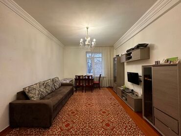 Продажа квартир: 3 комнаты, 70 м², Сталинка, 3 этаж, Старый ремонт