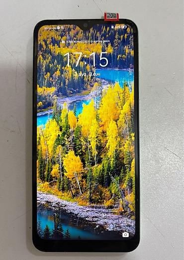 Smartfon – yaşıl rəng, 50 MP AI kamera Xüsusiyyətlər: - Arxa kamera