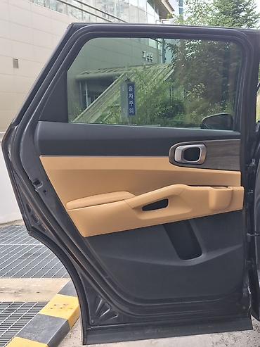 Kia: Kia Sorento: 2022 г., Кроссовер — 16