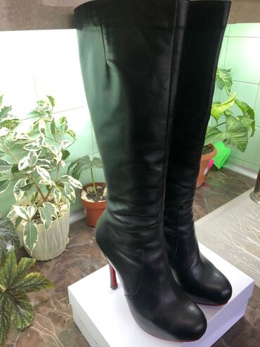 Çəkmələr: Çəkmə, Ölçü: 38, rəng - Qara, İşlənmiş — 4