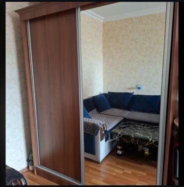 Dolablar: İşlənmiş, Kupe, 2 qapılı Düz dolab, Dolab-asılqan