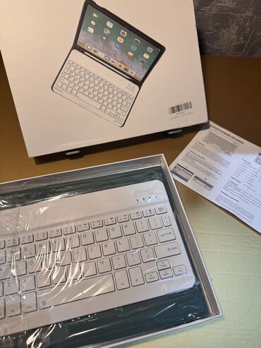 Техника для кухни: Planşet üçün Case. Yenidir, səhf yollanıb deyə satılır. Keyboard lə