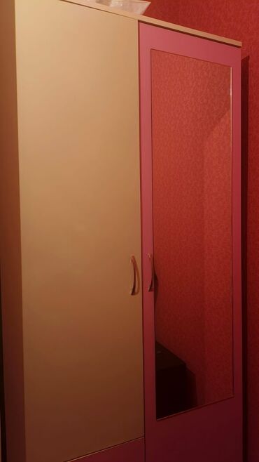 cubuq: Açılan, 2 qapılı Düz dolab, Şifonyer