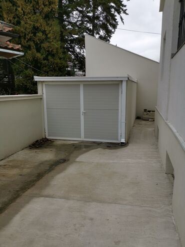 Kuće na prodaju: 114 kv. m, 4 sobe — 10