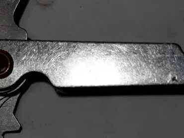 Ostali alati i mašine: Česalj za navoj, milimetarski i colovni Cena je po komadu, posebno za na lalafo.rs — 6 Ostali alati i mašine: Česalj za navoj, milimetarski i colovni Cena je po komadu, posebno za — 6