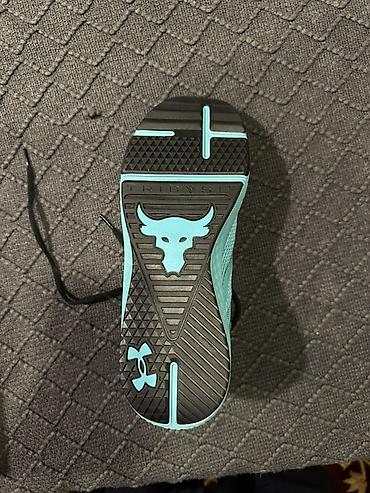 under armour: Under Armour krossovkaları (30cm uzunlugu)46 razmer satılır, 46 — 4