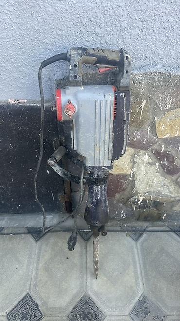 usta aleti: Makute DH65 elektrikli dağıdıcı çəkic (Demolition Hammer) Texniki — 3