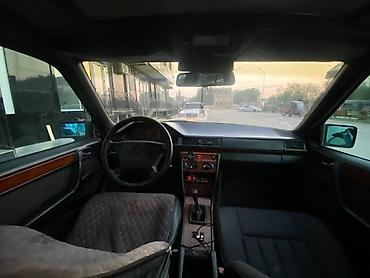 стоп мерс: Mercedes-Benz W124: 1994 г., 2 л, Механика, Бензин, Седан — 7