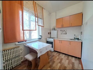 квартира киркомстрой: 1 комната, 38 м², 105 серия, 3 этаж, Евроремонт