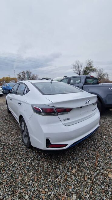 коробка на мазда 6: Hyundai Elantra: 2019 г., 1.6 л, Автомат, Бензин, Седан