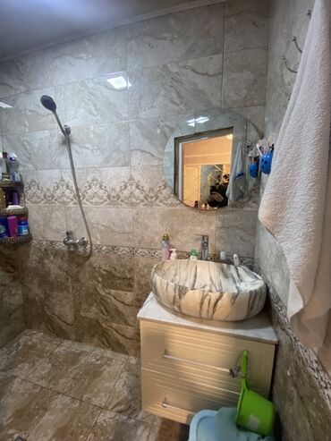 Kirayə mənzillər: 2 otaqlı, Yeni tikili, 57 kv. m