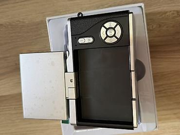 android endoskop kamera: Rəqəmsal foto/video kamera – çevrilə bilən ekranlı - Lens: F=5.0 mm — 2