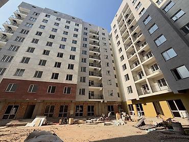 квартиры в аламедин: 1 комната, 42 м², Аламедин-1 мкр Элитка, 2 этаж, ПСО (под самоотделку) — 2