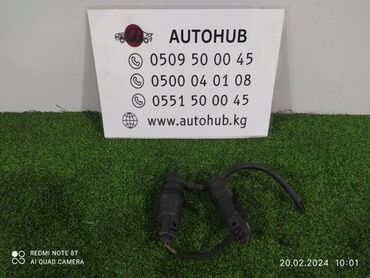 движок электрический: Моторчик омывателя Mercedes-Benz M-CLASS W163 2.7CDI 2000 (б/у)