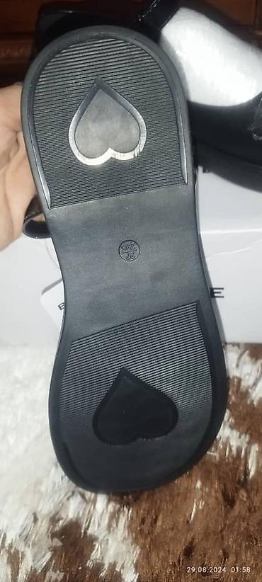 Детская обувь: Продаю новые туфельки для девочки размер 37 по стельки 23 см купили — 8