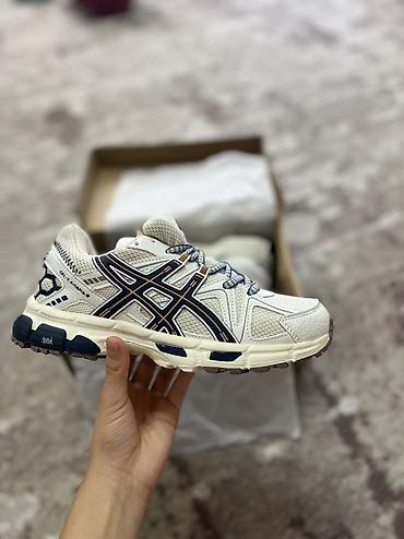 38: Мужские кроссовки, 38, Asics, Новый, цвет - Белый, Самовывоз — 3