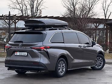 Toyota: Toyota Sienna: 2021 г., 2.5 л, Гибрид, Минивэн — 2