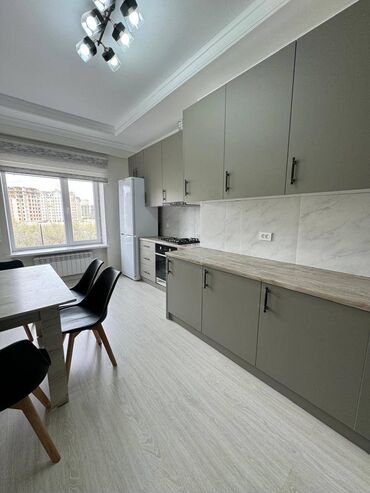 Продажа квартир: 2 комнаты, 72 м², Элитка, 2 этаж, Косметический ремонт