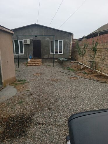 xacmazda satilan evler: Bülbülə qəs. 4 otaqlı, 120 kv. m, Kredit yoxdur, Orta təmir