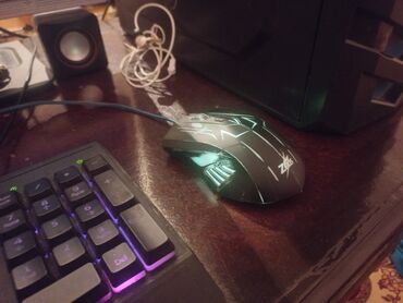 Masaüstü kompüterlər və iş stansiyaları: Masaüstü kompüter komplekti Tərkib: - Sistem bloku: qabaq paneldə 2x — 4