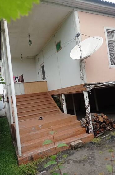 Həyət evləri və villaların satışı: 5 otaqlı, 140 kv. m, Orta təmir — 10