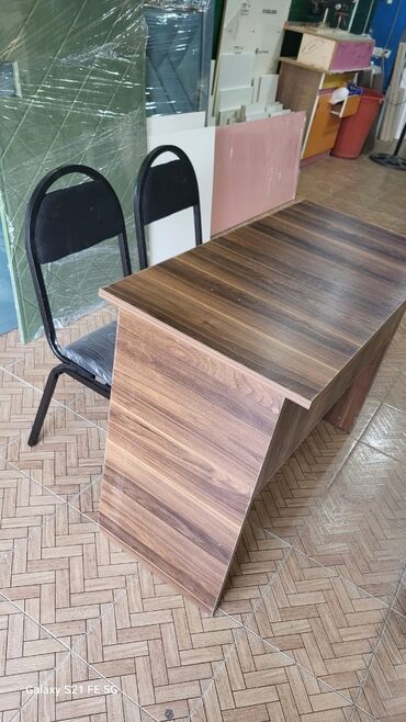 Ofis dəst mebeli: Parta tek neferlik 50/60 sm 28 azn Parta iki neferlik 100/50 sm — 22