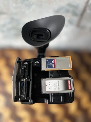 Videokameralar: 1-HƏFTƏ ƏRZİNDƏ çixan müştəriyə- 2800 razilaşmaq olar. Sony XDCAM — 4