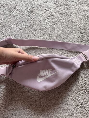guess torbe kako prepoznati original: Waist bag, Nike, Material: Polyester at lalafo.rs guess torbe kako prepoznati original: Waist bag, Nike, Material: Polyester