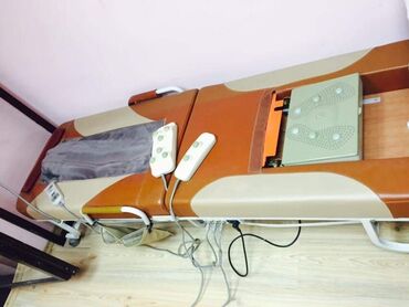 medicinska kapa: Medical furniture