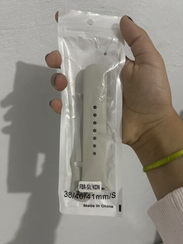 женские силиконовые наручные часы: İşlənmiş, Kəmər, Apple, Silikon, rəng - Bej