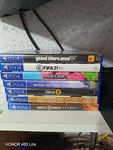 сони 4 диски: Игровой комплект для PlayStation 4 Состав: - Консоль PS4 (черная — 2