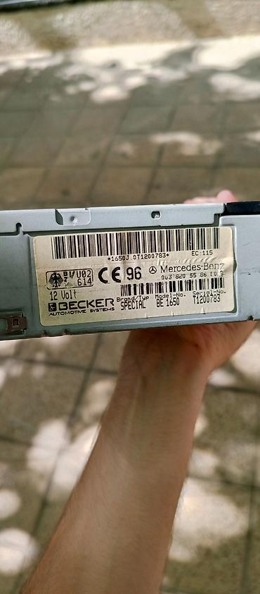 Maqnitofonlar: Mercedes-Benz orijinal avtomobil maqnitofonu – Becker Automotive — 3