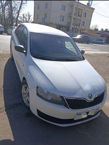 Skoda: Skoda Rapid: 2017 г., 1.6 л, Механика, Бензин, Седан