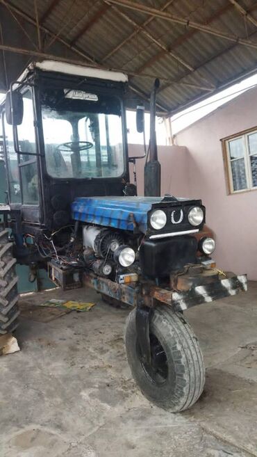 Nəqliyyat: Traktor satılır. Mator yixlib karopka yixlib yaxlari deslib teleleri