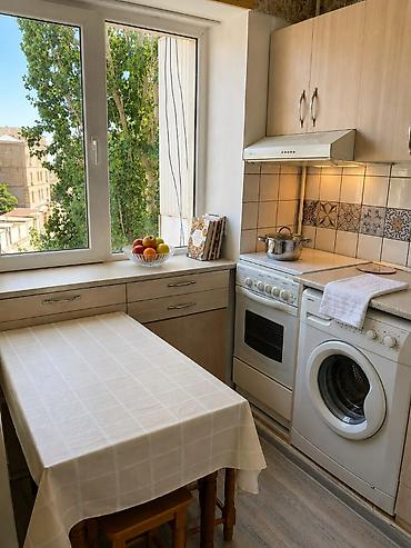 Mənzillər: Bakı, 2 otaqlı, Köhnə tikili, 42 kv. m — 4