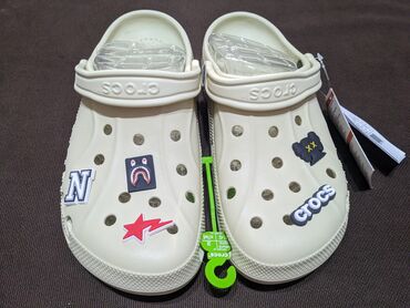 Босоножки, сандалии, шлепанцы: Мужские сандалии, 41, Crocs, Новый, цвет - Бежевый, Самовывоз