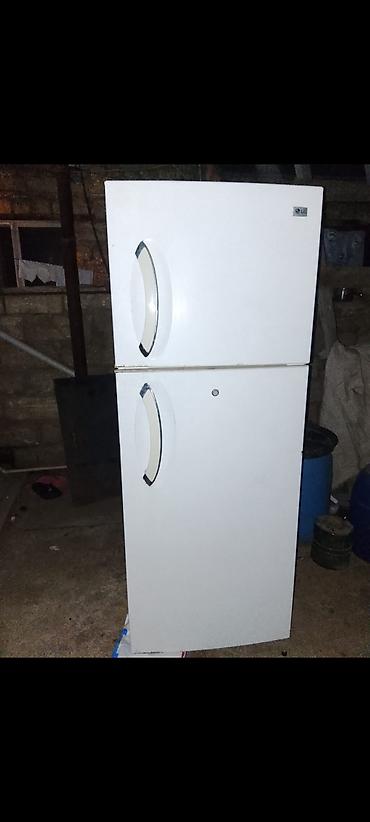 İkiqapılı soyuducu (yuxarıda dondurucu, aşağıda soyuducu bölmə) lalafo.az -da İkiqapılı soyuducu (yuxarıda dondurucu, aşağıda soyuducu bölmə)