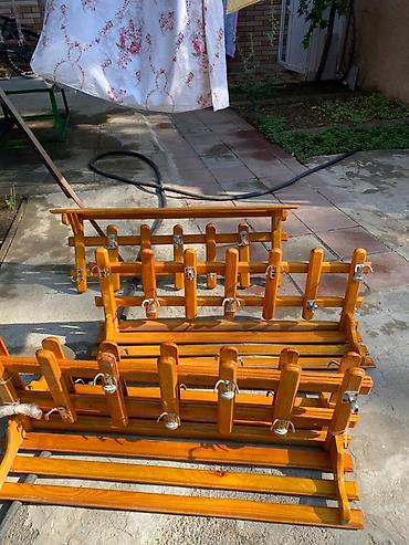 Ev üçün mebel: Taxta divar asılqanı və rəf dəsti - Material: təbii ağac (laklanmış) — 5