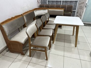 Masa və oturacaq dəstləri: Mətbəx üçün, Açılmayan, Kvadrat masa, 4 stul — 2