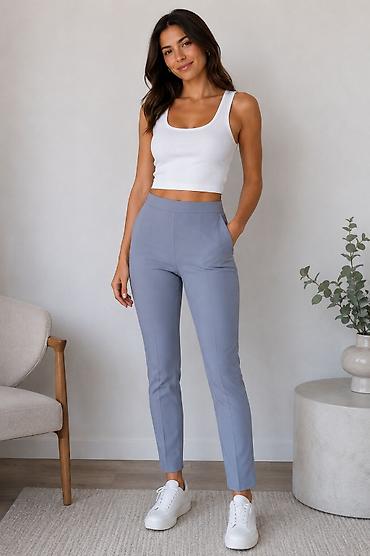 Zara ženske pantalone – sivoplave - Kroj: uske kroz butine, blago
