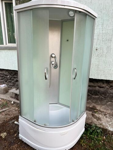 садовый дом: Душевая кабина Полукруглая, Угловой тип установки