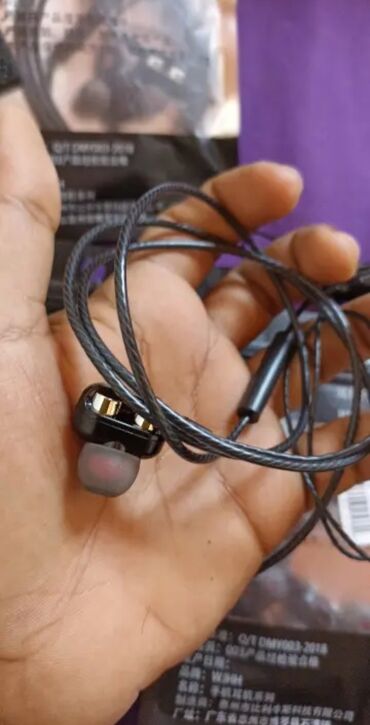 Qulaqcıqlar: Yeni Simli Qulaqcıqlar, rəng - Qara — 4