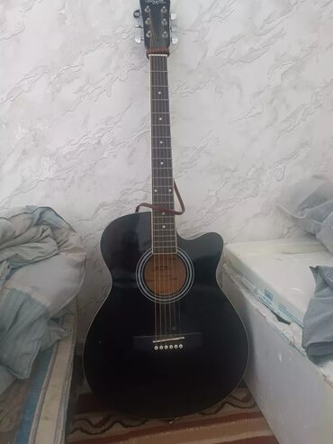 охотничий кастюм: Акустическая гитара Caravan Music HS-4010-BK - Тип: шестиструнная