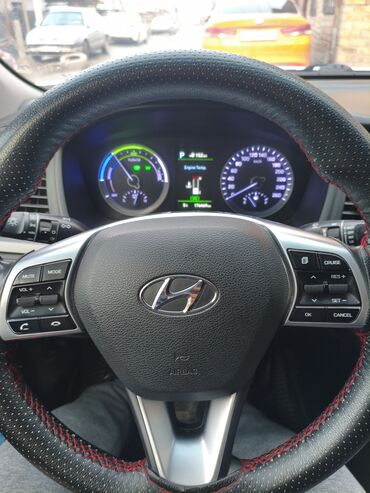 Hyundai: Hyundai Sonata: 2019 г., 2 л, Автомат, Гибрид, Седан — 10
